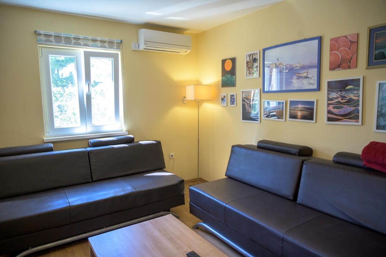 Beachfront House Ivana With Pool - Renovated 2025 Cesarica Εξωτερικό φωτογραφία