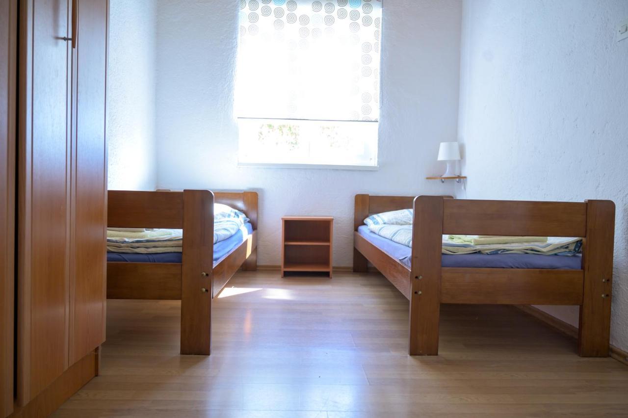 Beachfront House Ivana With Pool - Renovated 2025 Cesarica Εξωτερικό φωτογραφία