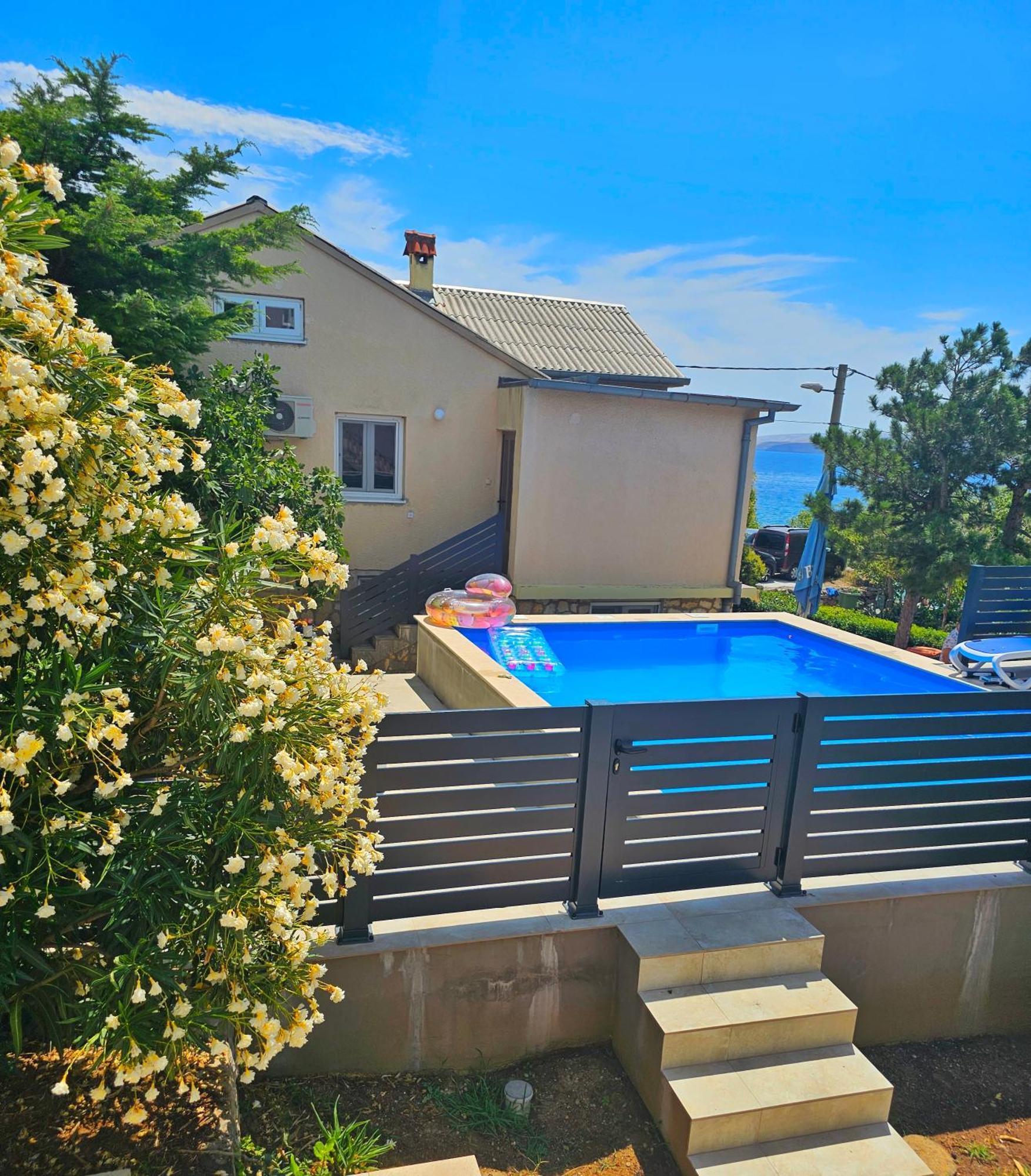Beachfront House Ivana With Pool - Renovated 2025 Cesarica Εξωτερικό φωτογραφία