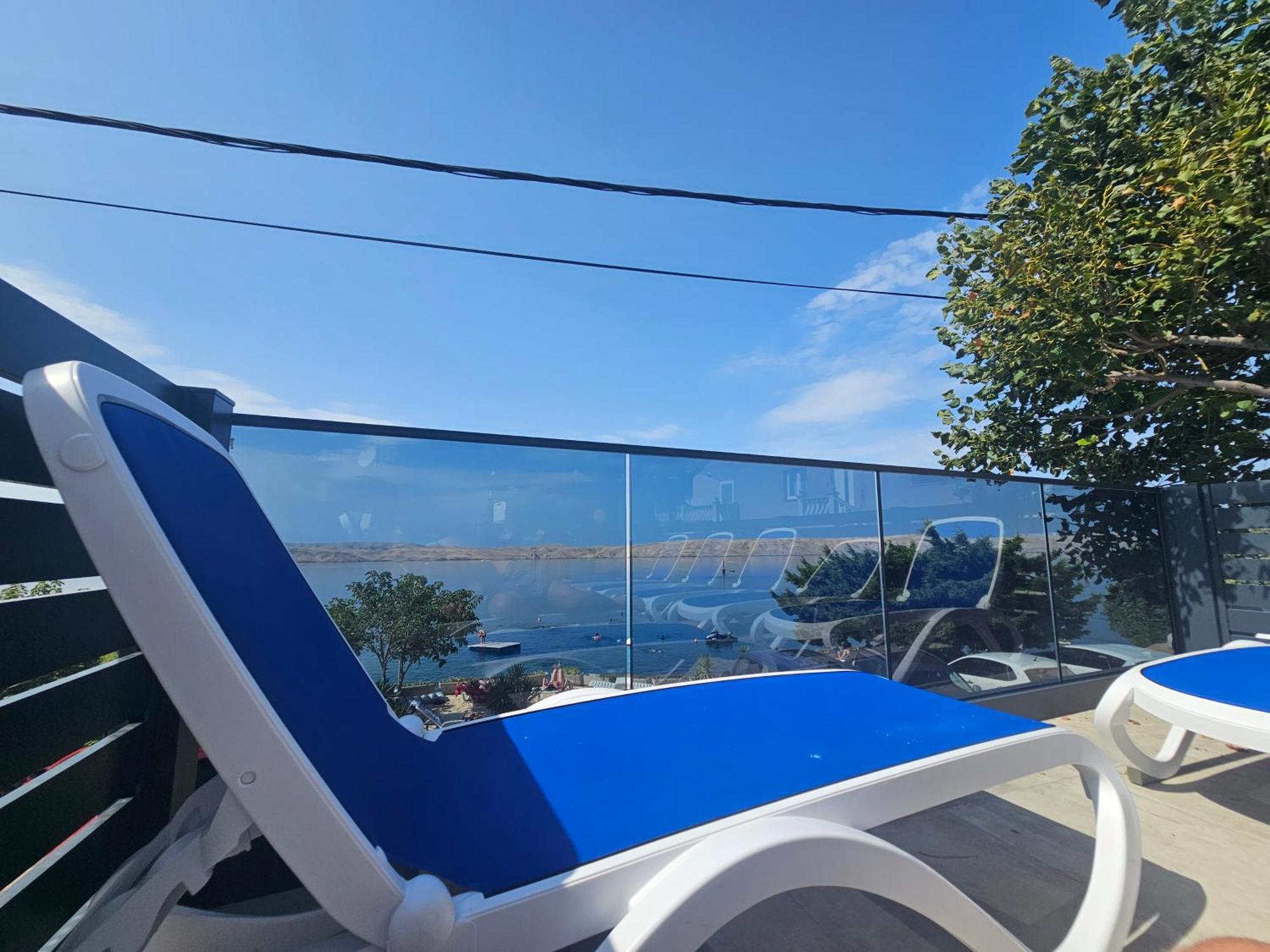 Beachfront House Ivana With Pool - Renovated 2025 Cesarica Εξωτερικό φωτογραφία