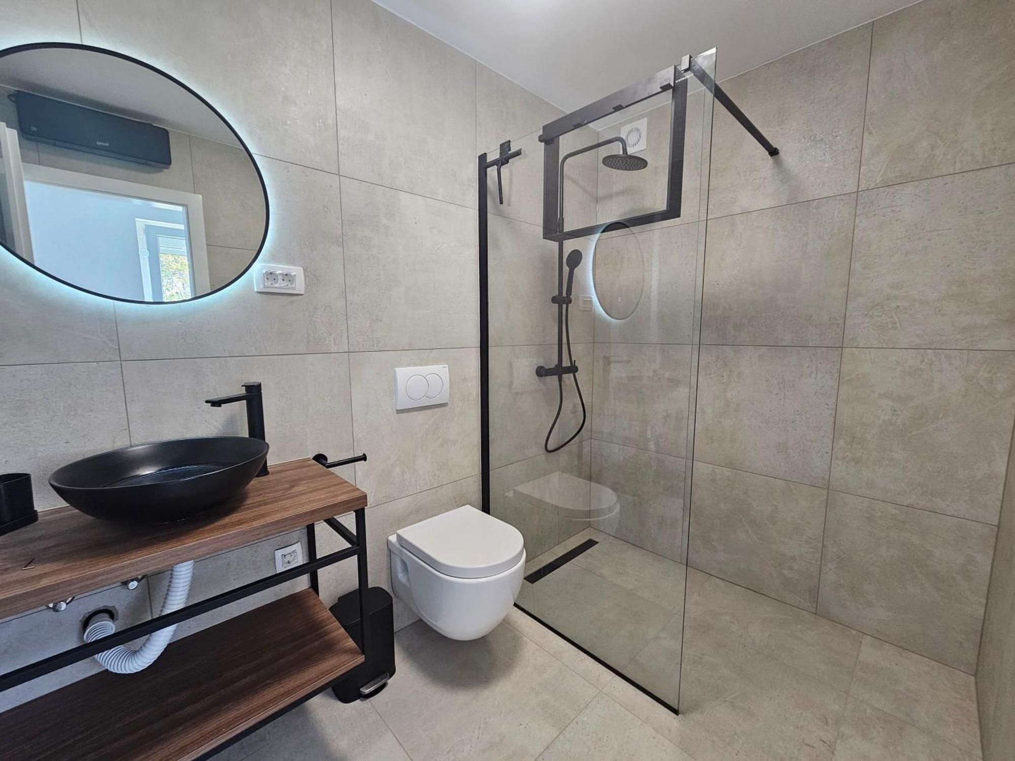 Beachfront House Ivana With Pool - Renovated 2025 Cesarica Εξωτερικό φωτογραφία