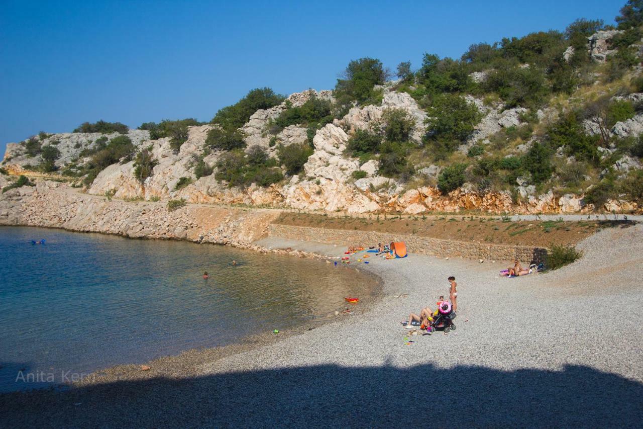 Beachfront House Ivana With Pool - Renovated 2025 Cesarica Εξωτερικό φωτογραφία