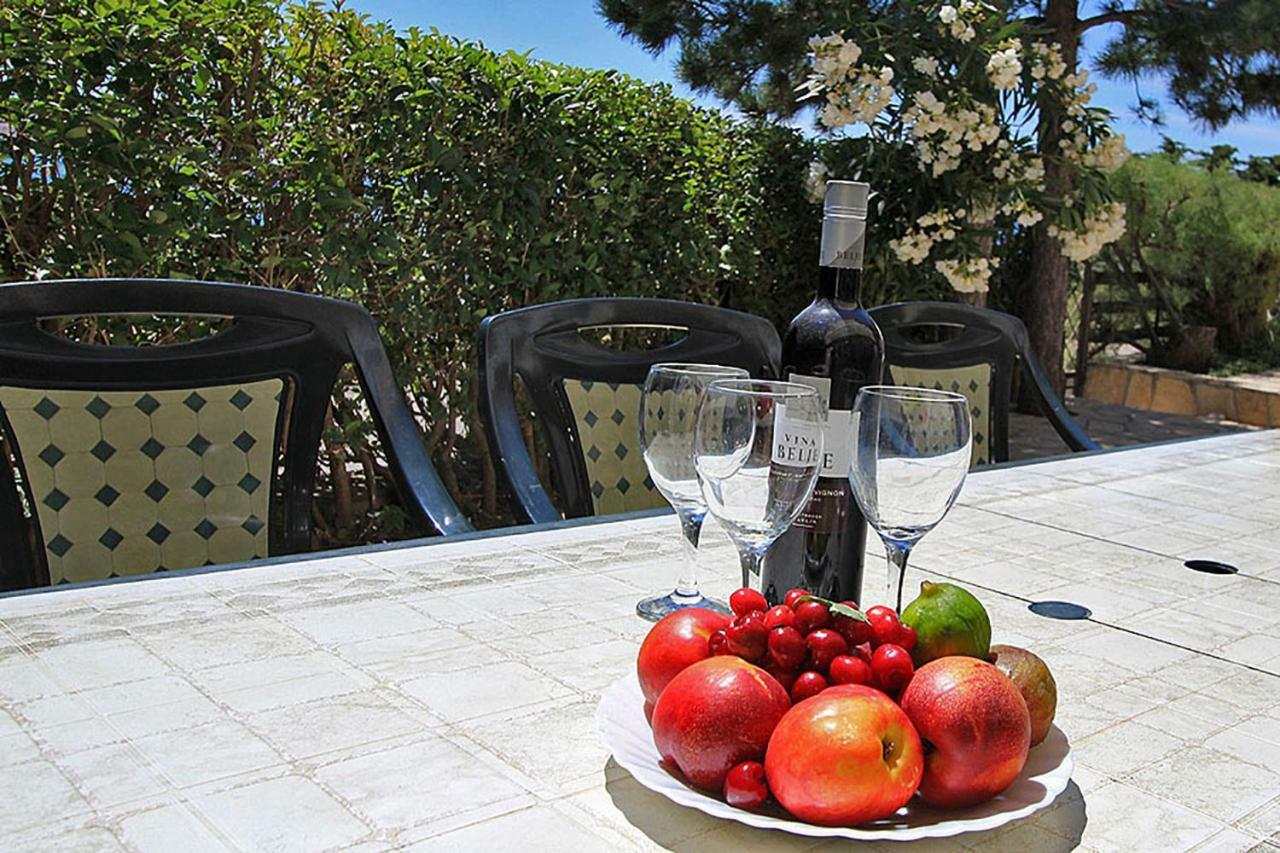 Beachfront House Ivana With Pool - Renovated 2025 Cesarica Εξωτερικό φωτογραφία